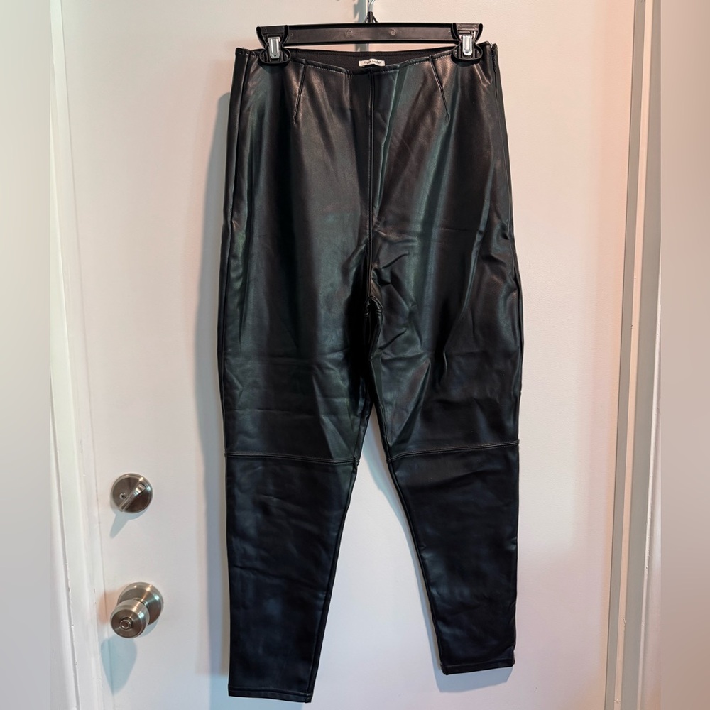 Vegan Leather Leggings